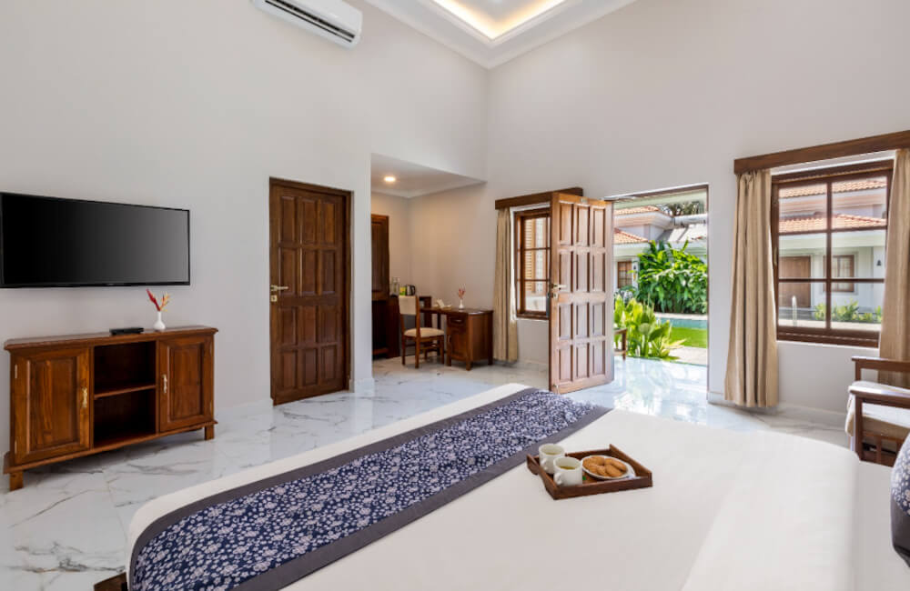 Premium Cottage with Pool View 1